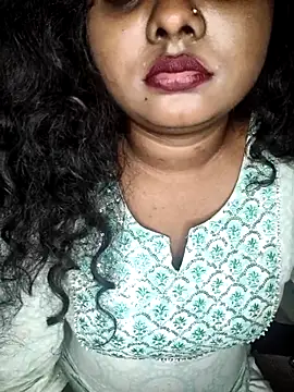 Snapshot of World_Top_Girl chatting on November 1, 2025, 9:28 pm World Top Girl online show from November 1, 2025, 9:28 pm