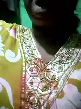 Snapshot of World_Top_Girl chatting on November 8, 2025, 2:28 pm World Top Girl online show from November 8, 2025, 2:28 pm