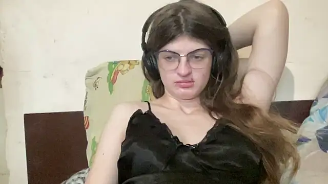 Snapshot of NikaXZimax chatting on November 23, 2025, 8:58 am NikaXZimax online show from November 23, 2025, 8:58 am