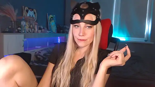 Snapshot of Lily_Shell chatting on October 31, 2025, 12:39 pm Lily Shell online show from October 31, 2025, 12:39 pm