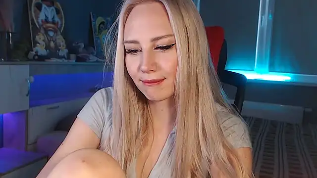 Snapshot of Lily_Shell chatting on November 15, 2025, 11:51 am Lily Shell online show from November 15, 2025, 11:51 am