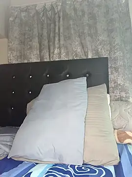 Linae1234 online show from December 1, 2025, 2:38 am