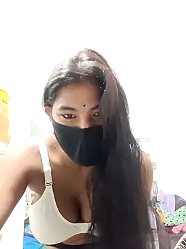 Hot radhaji online show from November 5, 2025, 8:14 am