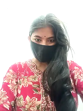 Hot radhaji online show from January 7, 2026, 3:42 am