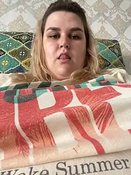 Snapshot of Vita6777 chatting on October 31, 2025, 9:43 am Vita6777 online show from October 31, 2025, 9:43 am