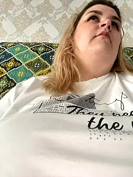 Snapshot of Vita6777 chatting on November 2, 2025, 7:33 am Vita6777 online show from November 2, 2025, 7:33 am