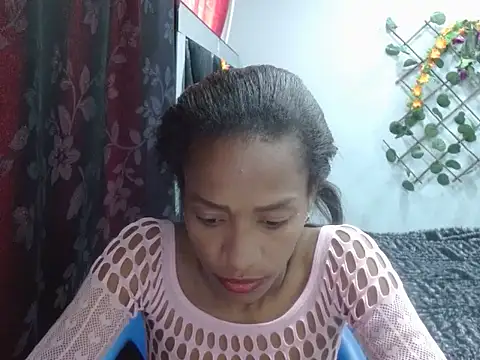 Snapshot of Melani_ebony chatting on November 14, 2025, 12:37 pm Melani ebony online show from November 14, 2025, 12:37 pm