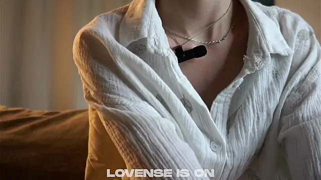 Snapshot of MarcyFrazee chatting on October 31, 2025, 4:02 am MarcyFrazee online show from October 31, 2025, 4:02 am