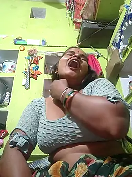 ALEXXA 143 online show from October 16, 2025, 5:14 pm