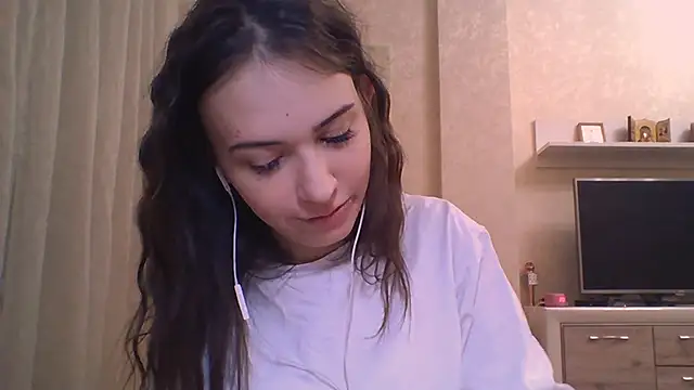 Snapshot of CeyaLier chatting on November 21, 2025, 5:22 pm CeyaLier online show from November 21, 2025, 5:22 pm