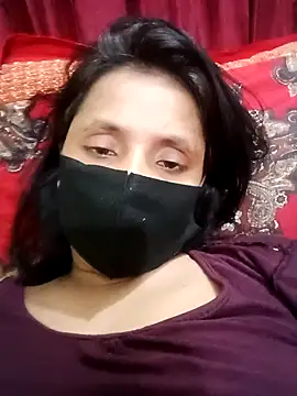 Snapshot of Megla879 chatting on November 18, 2025, 12:42 pm Megla879 online show from November 18, 2025, 12:42 pm