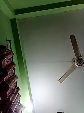 Snapshot of Megla879 chatting on November 19, 2025, 3:12 pm Megla879 online show from November 19, 2025, 3:12 pm