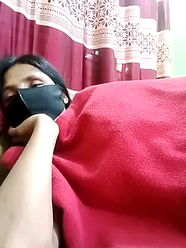 Snapshot of Megla879 chatting on November 21, 2025, 5:44 pm Megla879 online show from November 21, 2025, 5:44 pm