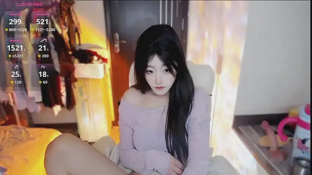 Snapshot of Ennaily chatting on November 1, 2025, 12:51 pm Ennaily online show from November 1, 2025, 12:51 pm