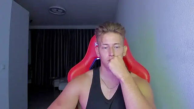 find0m master online show from November 26, 2025, 10:00 pm