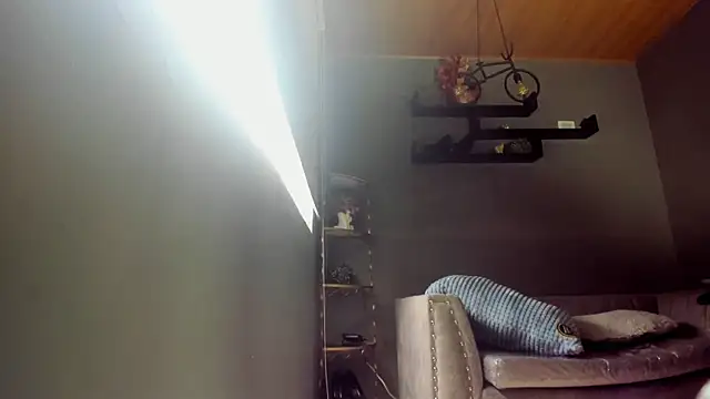 Oasis Fairy online show from October 29, 2025, 8:10 pm