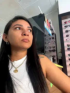 oralin online show from October 25, 2025, 11:51 am