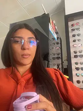 oralin online show from October 30, 2025, 1:56 pm