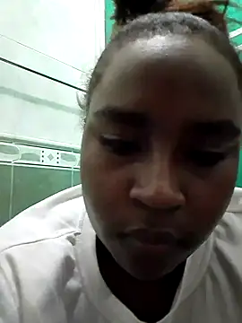 Snapshot of NaomiGrace_ chatting on November 21, 2025, 5:06 am NaomiGrace online show from November 21, 2025, 5:06 am