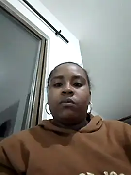 Snapshot of NaomiGrace_ chatting on November 22, 2025, 10:47 am NaomiGrace online show from November 22, 2025, 10:47 am