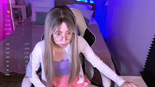 sofiisun online show from November 28, 2025, 2:03 am