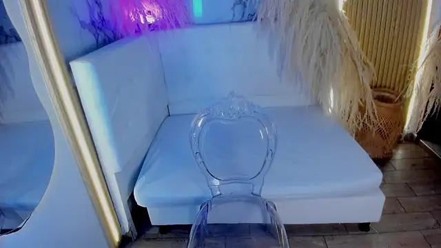 Snapshot of SweetBriana chatting on October 29, 2025, 12:07 pm SweetBriana online show from October 29, 2025, 12:07 pm