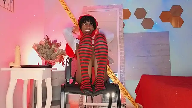 Snapshot of Darkcandyboy chatting on October 11, 2025, 12:47 pm Darkcandyboy online show from October 11, 2025, 12:47 pm