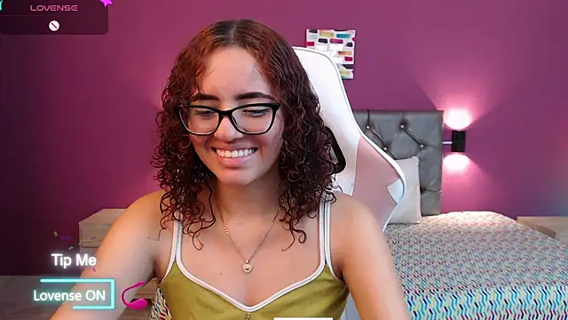 Dulcee Gaby online show from March 29, 2026, 11:43 am