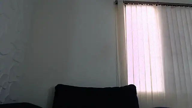 Snapshot of ChloeeRosse chatting on October 9, 2025, 11:41 am ChloeeRosse online show from October 9, 2025, 11:41 am