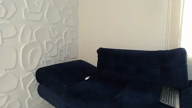 Snapshot of ChloeeRosse chatting on October 20, 2025, 11:43 am ChloeeRosse online show from October 20, 2025, 11:43 am