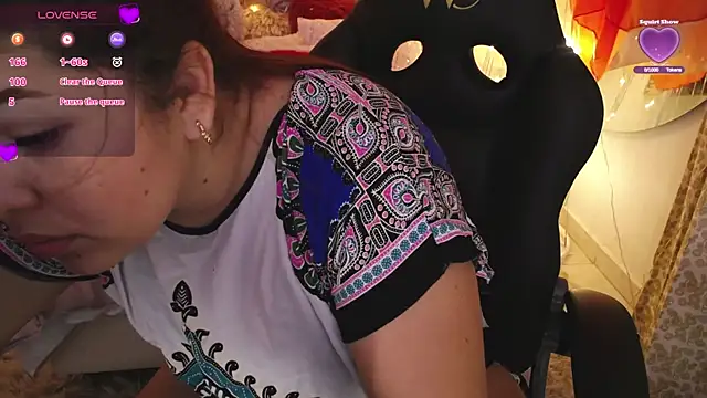 krishnaveni   online show from November 26, 2025, 1:45 pm