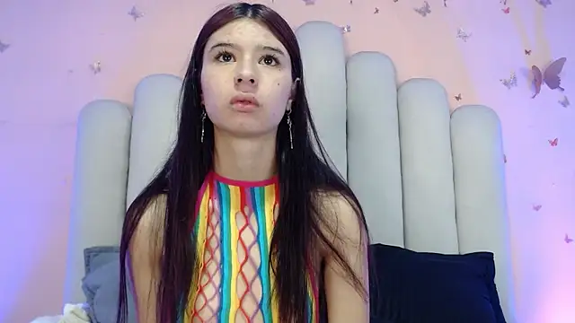 Snapshot of SweetRenata_ chatting on October 11, 2025, 11:20 am SweetRenata online show from October 11, 2025, 11:20 am