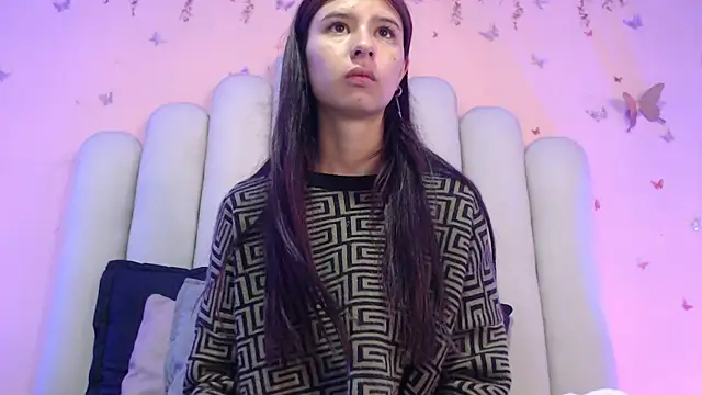 Snapshot of SweetRenata_ chatting on November 7, 2025, 11:21 am SweetRenata online show from November 7, 2025, 11:21 am