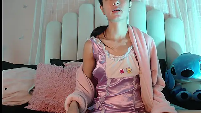 Snapshot of SweetRenata_ chatting on February 3, 2026, 11:26 am SweetRenata online show from February 3, 2026, 11:26 am