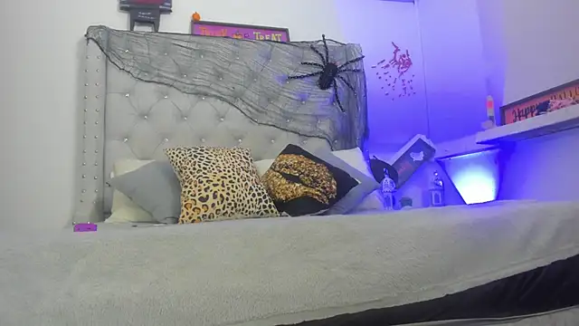 ChocoBunny1 online show from October 22, 2025, 3:29 am