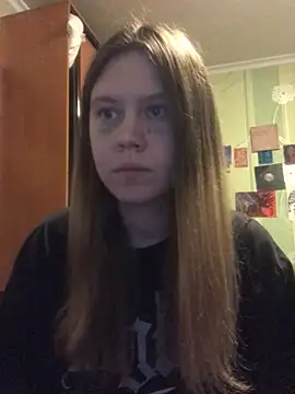 Snapshot of LunaVirelle chatting on October 20, 2025, 8:09 pm LunaVirelle online show from October 20, 2025, 8:09 pm