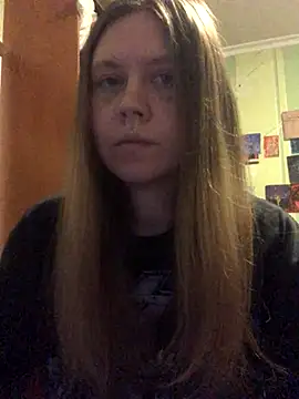 LunaVirelle online show from November 19, 2025, 3:12 pm