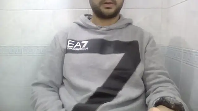 Snapshot of sci69 chatting on February 12, 2026, 2:01 pm sci69 online show from February 12, 2026, 2:01 pm