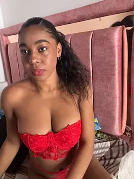 Snapshot of sahia_ebony chatting on October 10, 2025, 3:33 pm sahia ebony online show from October 10, 2025, 3:33 pm