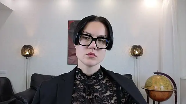 Marie Fitch online show from May 25, 2026, 1:00 am