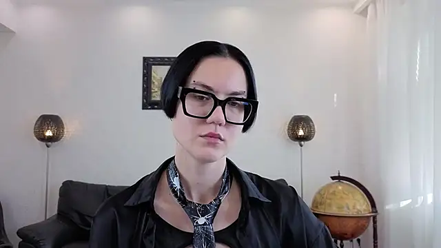 Marie Fitch online show from July 1, 2026, 3:52 am
