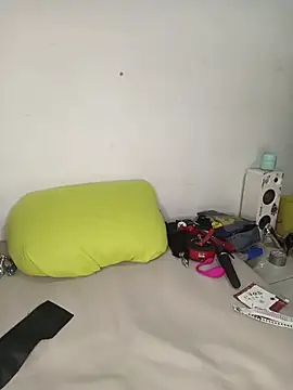 Lucy colee online show from November 12, 2025, 4:51 pm