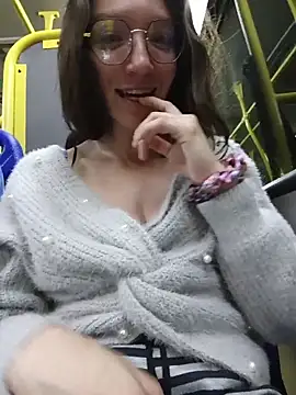 Lucy colee online show from November 17, 2025, 12:27 am