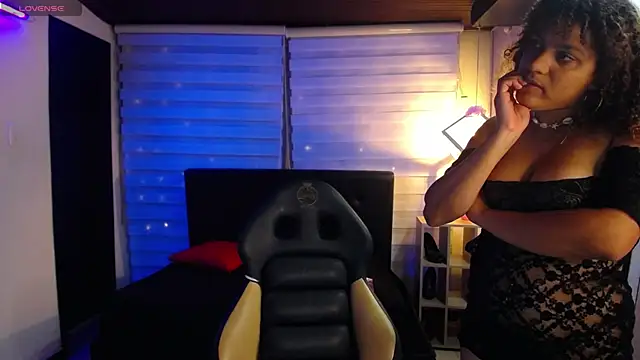 Snapshot of Kendall_rossii_ chatting on November 8, 2025, 4:45 am Kendall rossii online show from November 8, 2025, 4:45 am