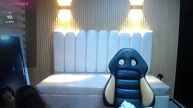 Snapshot of Kendall_rossii_ chatting on November 21, 2025, 2:54 am Kendall rossii online show from November 21, 2025, 2:54 am