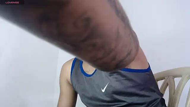 drako monster online show from October 18, 2025, 6:52 pm