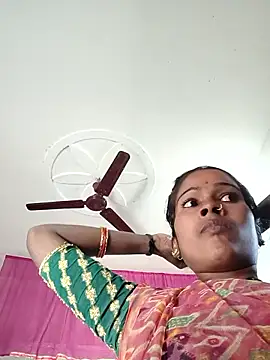 Co punam online show from February 14, 2026, 4:53 am