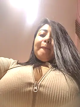 Victoria Jonhss online show from October 23, 2025, 4:28 pm