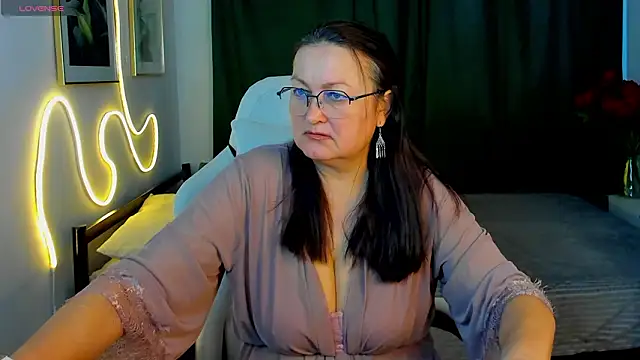 Snapshot of hottyannaa chatting on March 3, 2026, 2:39 am hottyannaa online show from March 3, 2026, 2:39 am