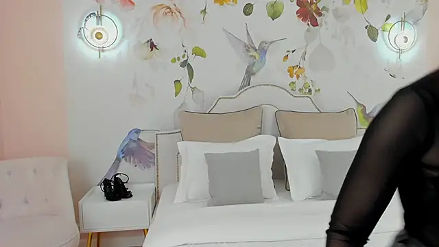 AnnaJonson online show from October 15, 2025, 3:17 am